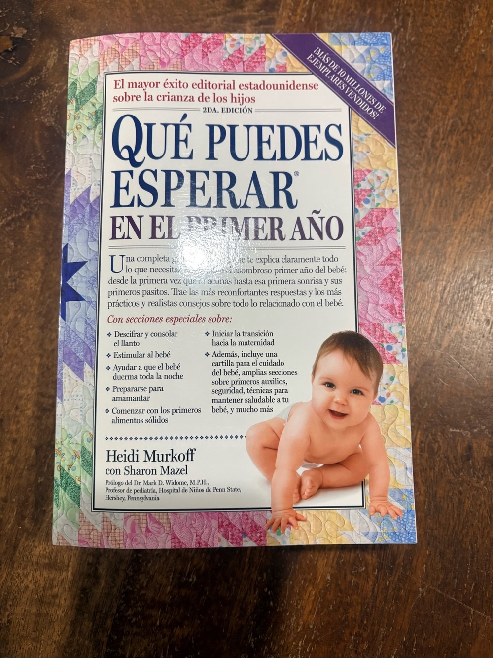 Qué Puedes Esperar en el Primer Año Spanish Parenting Book – Signed